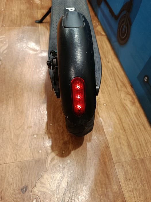 Електросамокат Proove