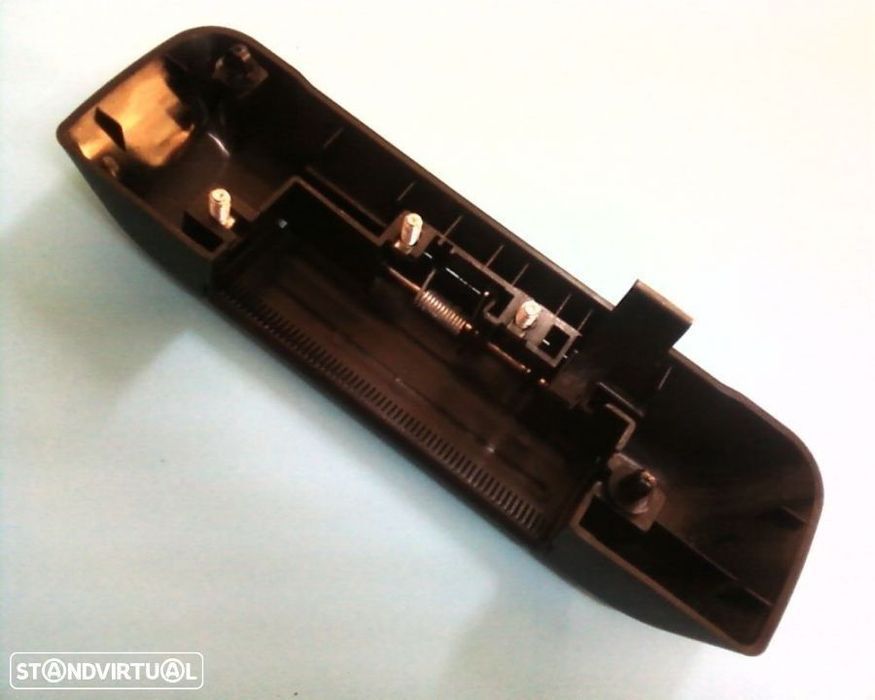 puxador tampa mala suzuki grand vitara 98-2005(NOVO)