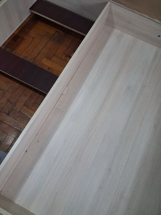 Продам двоспальне ліжко +матрас
