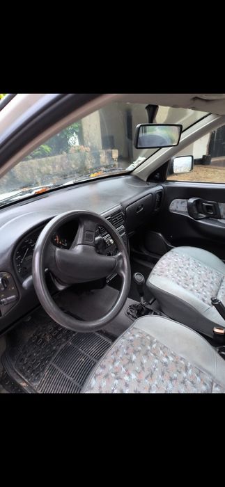 SEAT Ibiza em bom estado geral