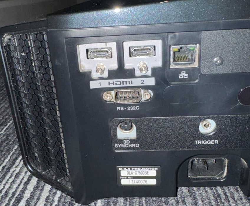 Projetor de vídeo JVC DLA - X7500