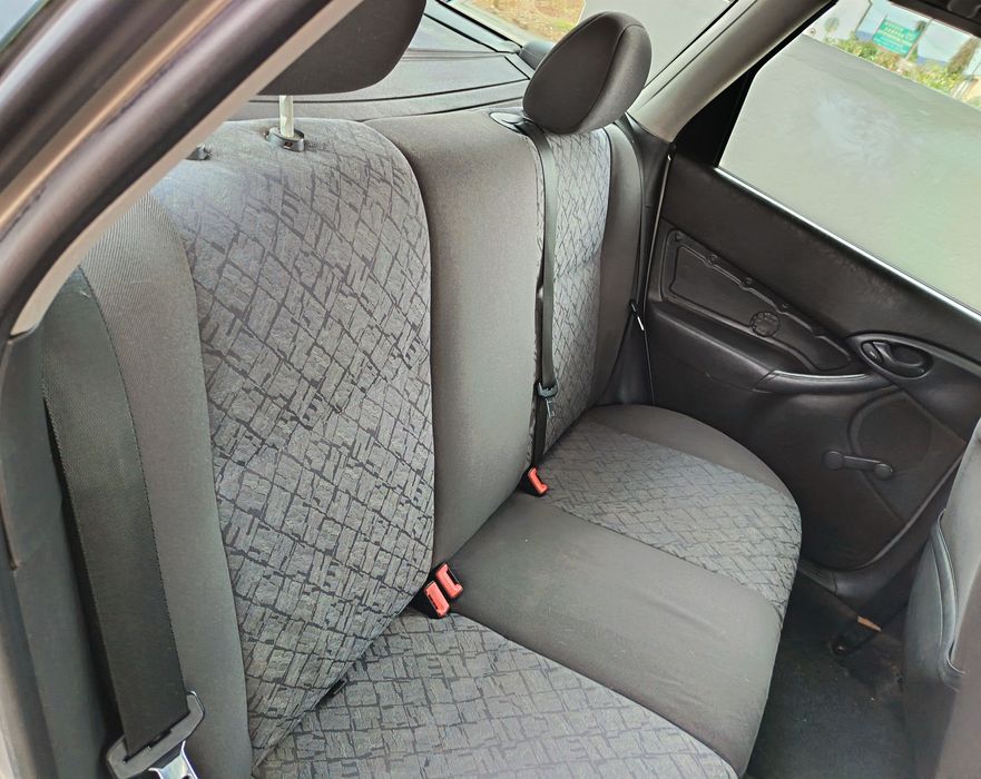 Vendo Ford focus 1.4