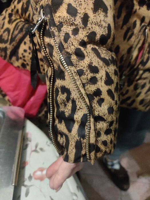 Куртка  зимняя пуховая  "Dolce & Gabana " 85% гусиный пух , 15% перо