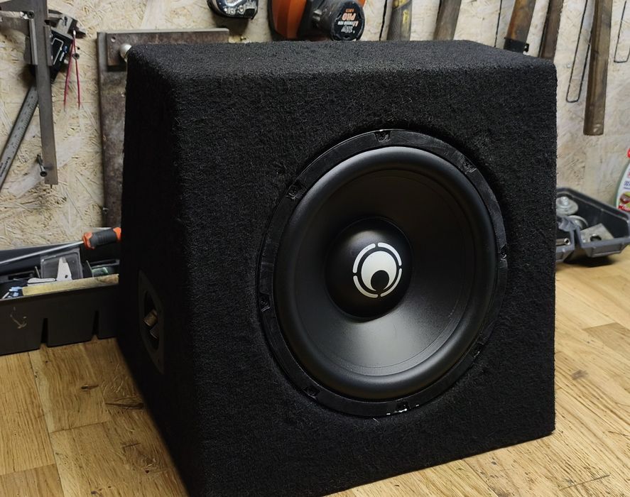 Skrzynia basowa RE Audio Re10s4 2x4ohm 200w rms 25cm 10" oldschool