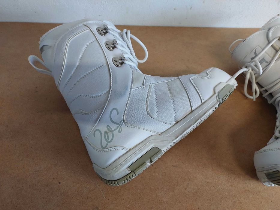 Buty snowboardowe Raven Eu.41 , 26 cm