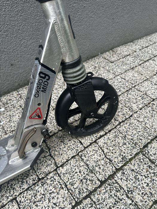 Hulajnoga Czarna Oxelo Mid 9 Dla Dzieci