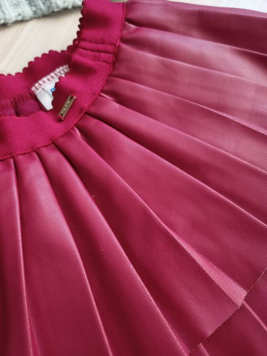 Elegancka plisowana skurzana spódniczka 98