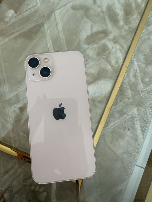 Sprzedam iphone 13 rozowy