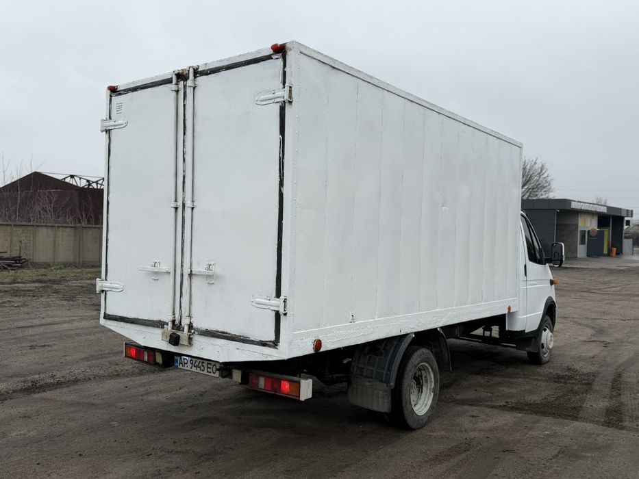 Продам дизельную газель 4 метра