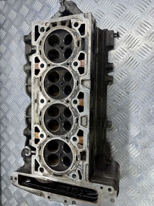 Головка ГБЦ на запчасти opel astra vectra zafira 2.2  z22se 24462304