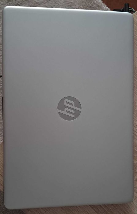 Portátil HP 15s-eq1009np