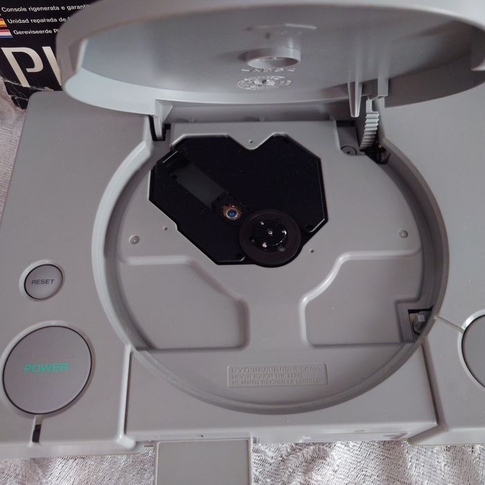 Playstation 1 ревізія 1002 та 40 нових дисків