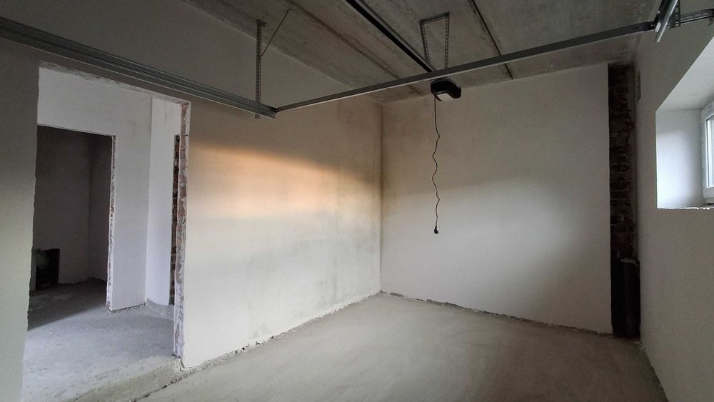 Продаж дуплекс, будинок, півособняк 130м2; 2,5сот. Драгомирчани, місто