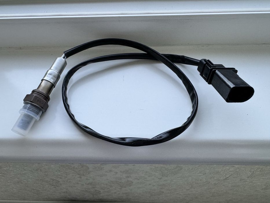 Кислородный датчик лямбда зонд 036906262T 5 проводной