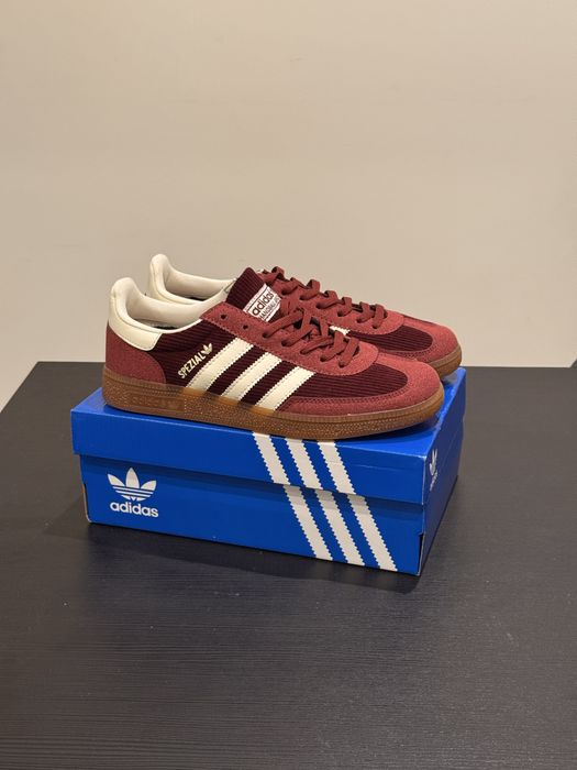 Sapatilhas Novas Bordo