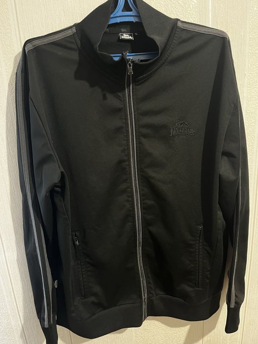 Олімпійка lonsdale london чорна
