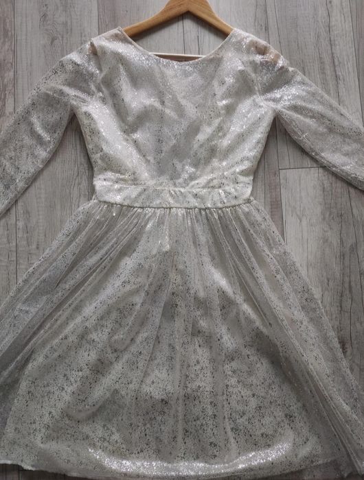 Elegancka sukienka