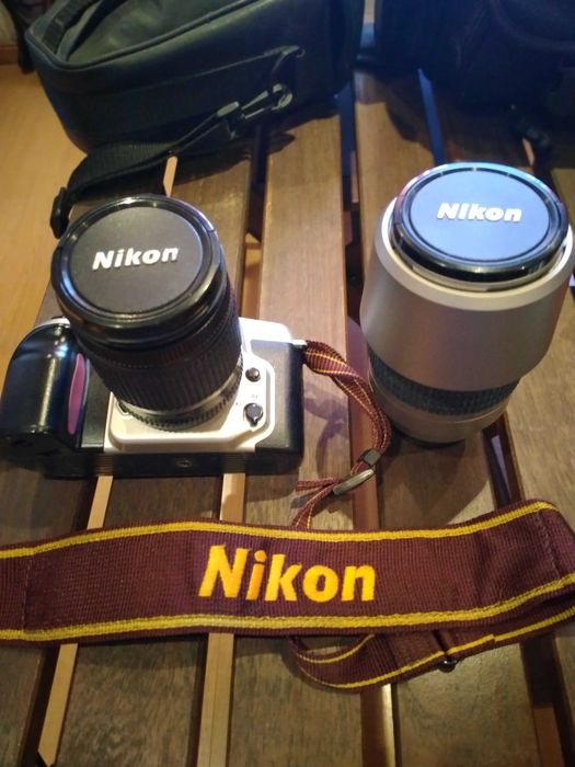 Nikon F60 Analog Camera64584417152513123