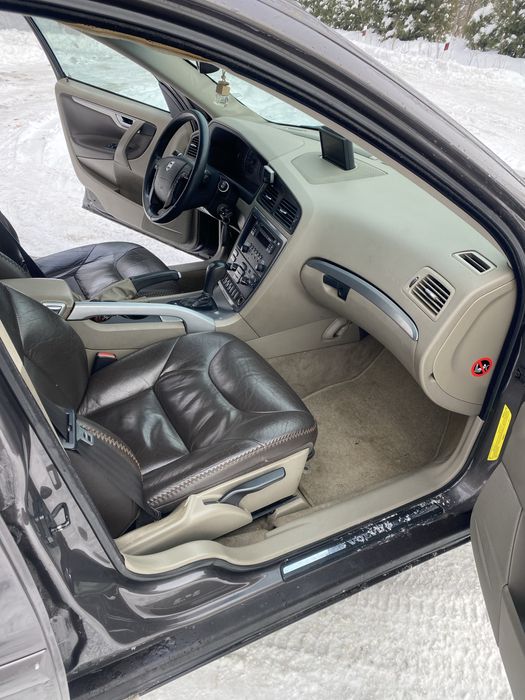 Volvo xc 70 повний привід