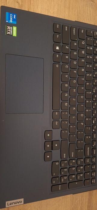 Laptop Lenovo Legion 5 uszkodzony