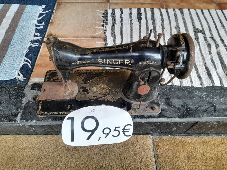 Máquina de costura Singer - só a cabeça anos 40 antiga para decoração