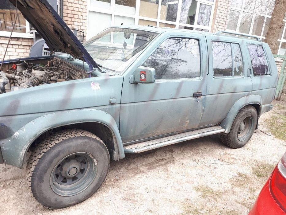 Разборка Nissan Terrano 3.0, Nissan Terrano 2.7, 3.0 запчасти