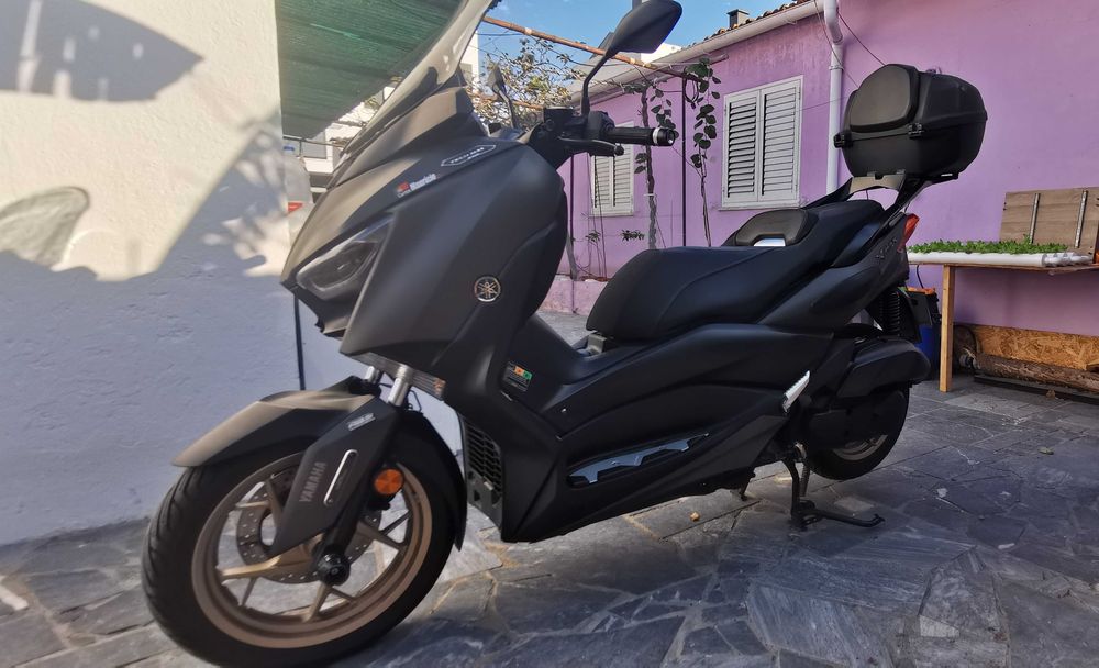 X max 125 tech max