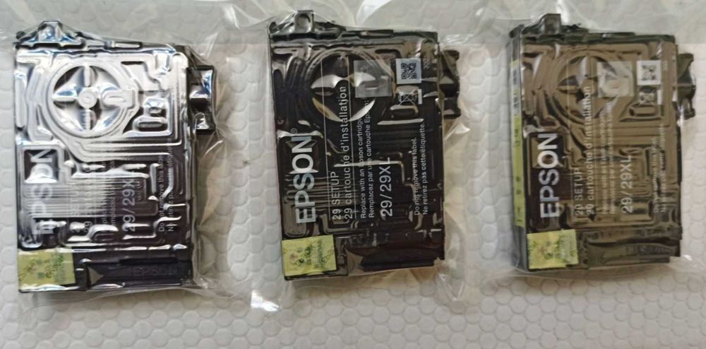 3 tinteiros originais Epson 27 (2712, 2713, 2714)