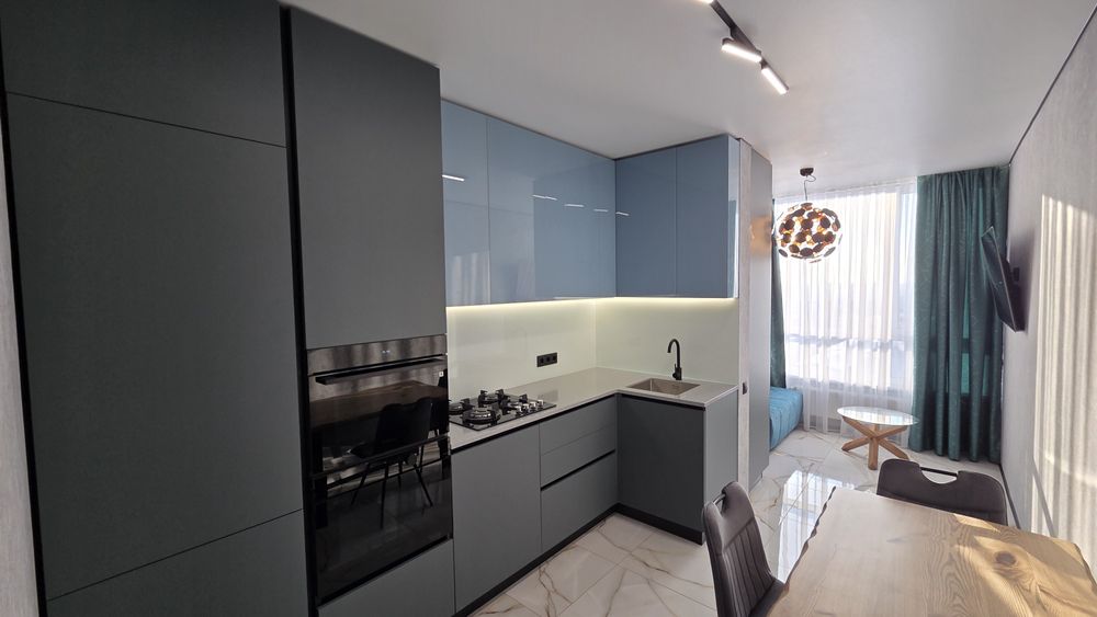 1-кімнатна преміум ремонт, нова 48м2. ЖК Петрівські липки. Охорона.