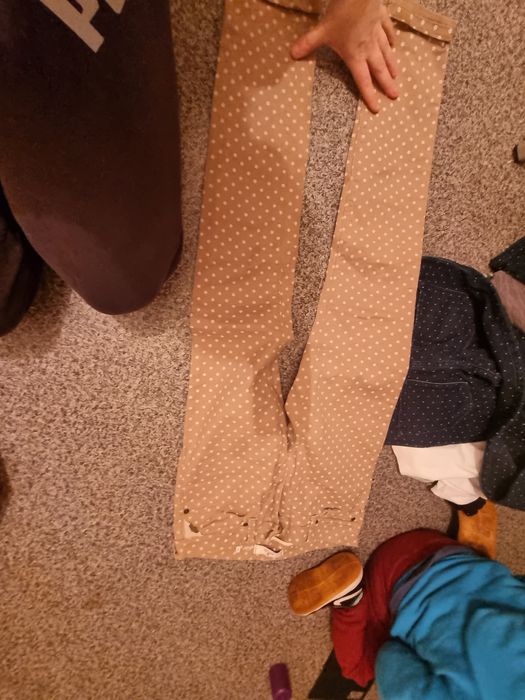 spodnie wypadają na xs/s