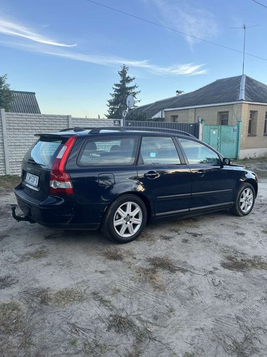 Продам  Volvo V 50    В Харькове !!!