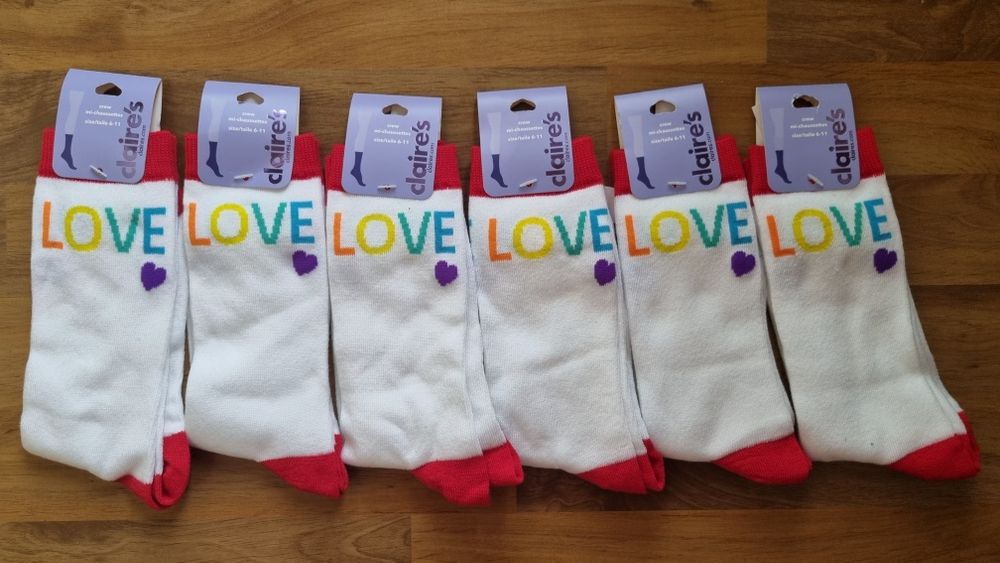 Skarpety LOVE Claire's r.39 tęczowe