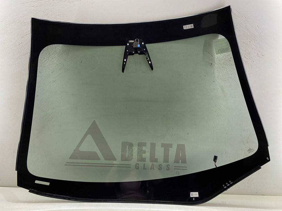 Tesla Model 3 (2024- ) - вітрове скло  1715649-00-E highland