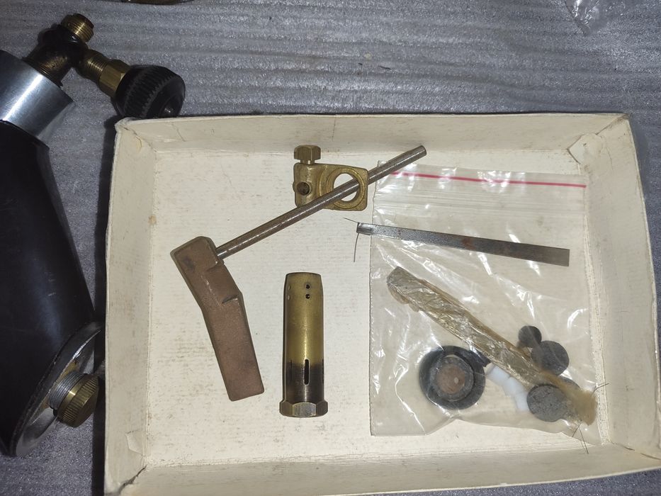 Бензовогневий пістолет