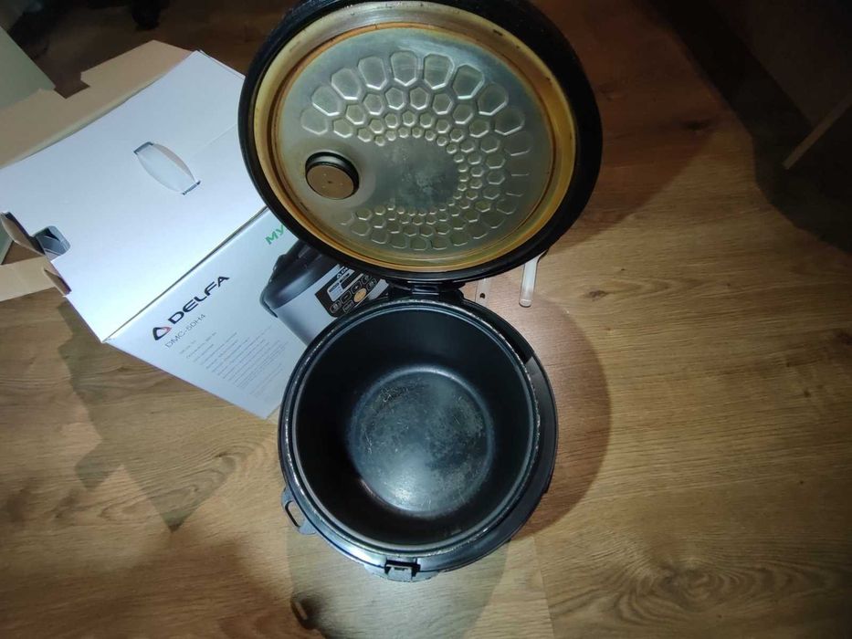 Мультиварка Delfa