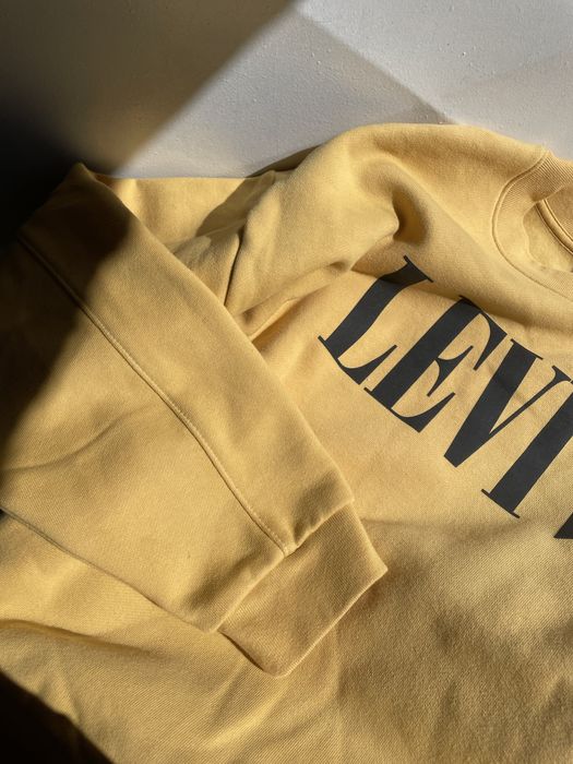 Camisola Levis amarela