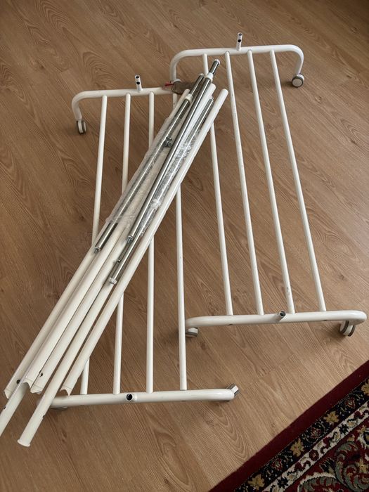 Suporte para cabides Ikea