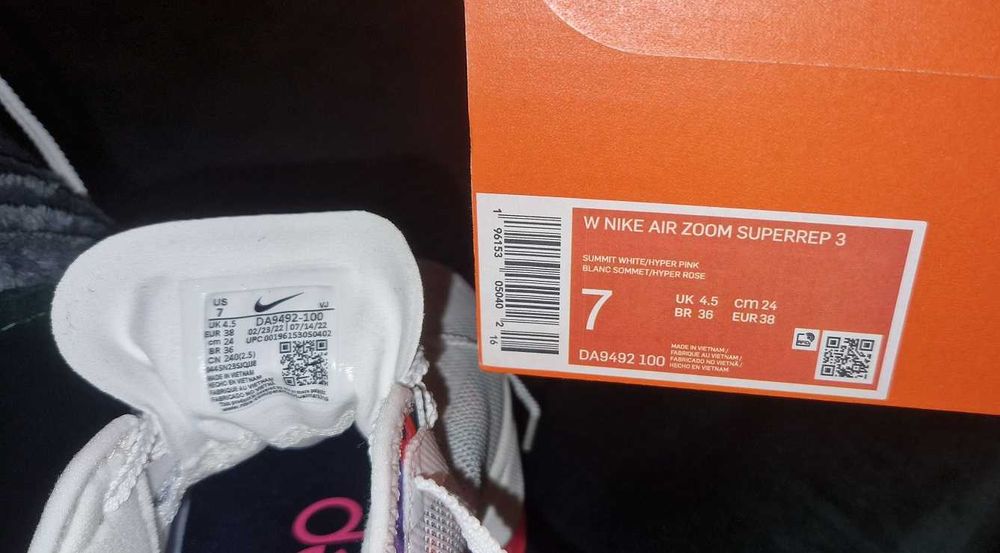 Nowe oryginalne buty Nike AIR Max 720 ZOOM Superrep 3 rozmiar 38