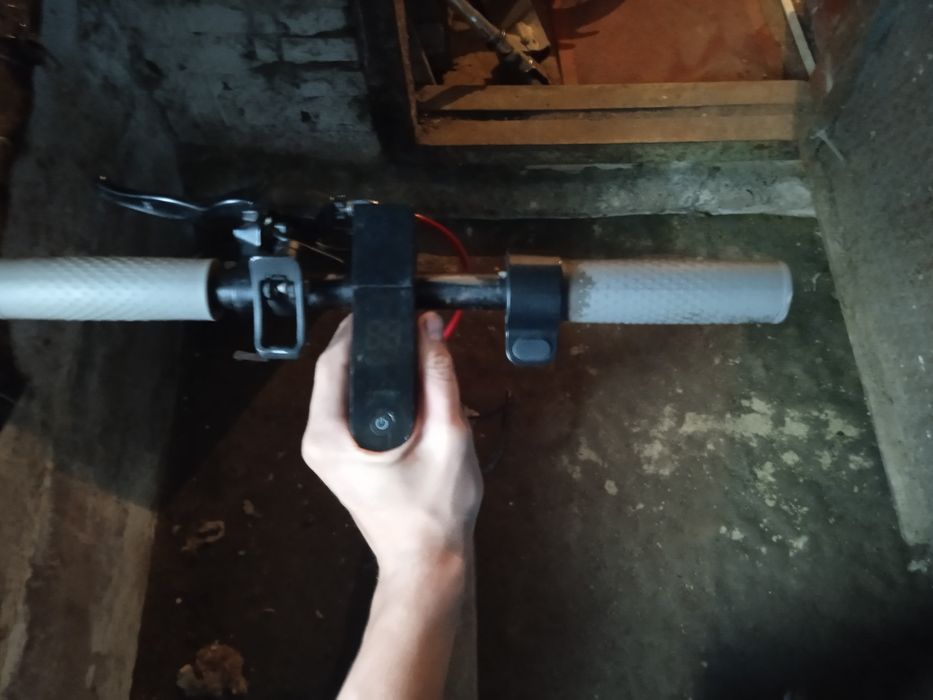 Продам електросамокат