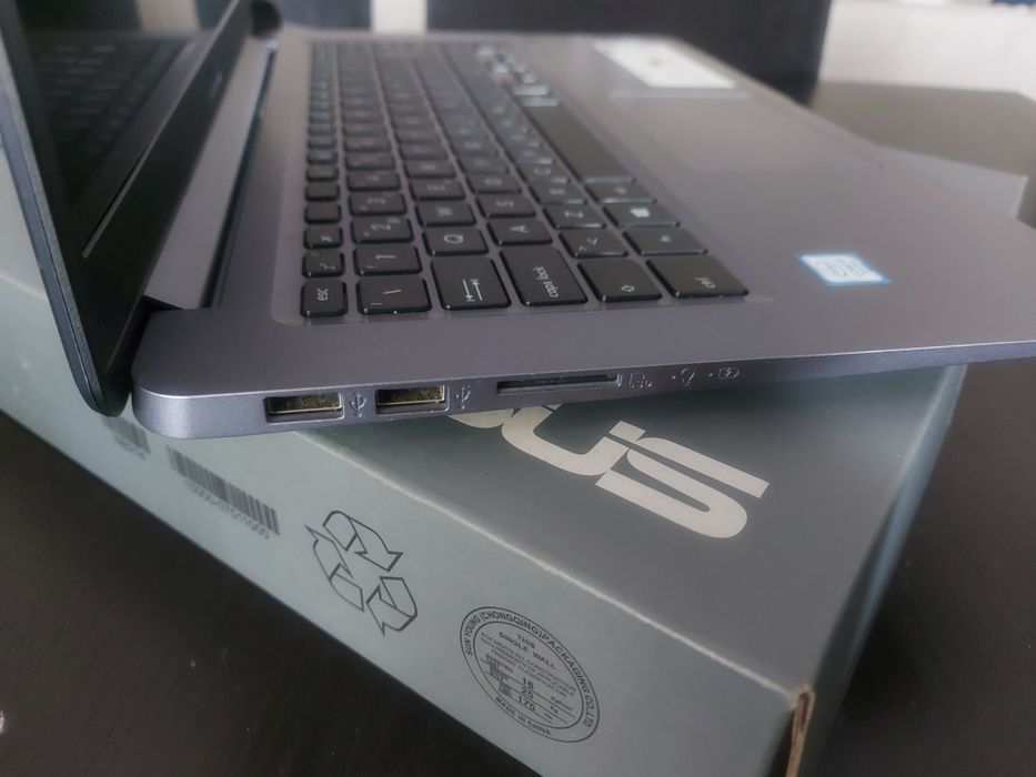 Portatil Asus i3-7100U