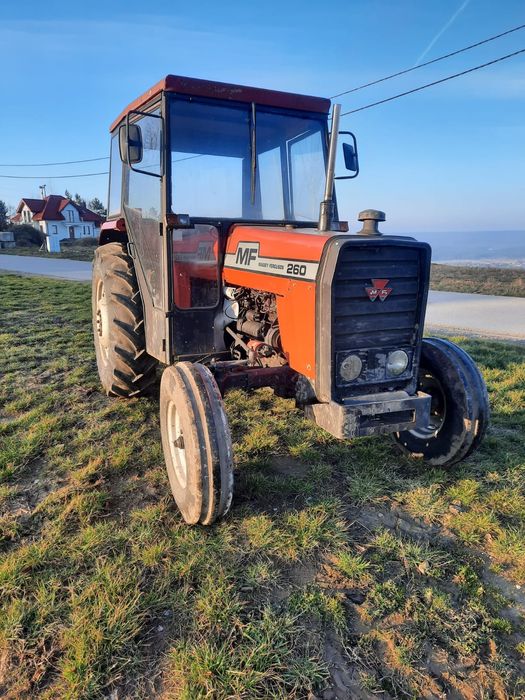 Massey Ferguson 260