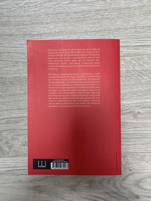 Introdução à Economia - José César das Neves