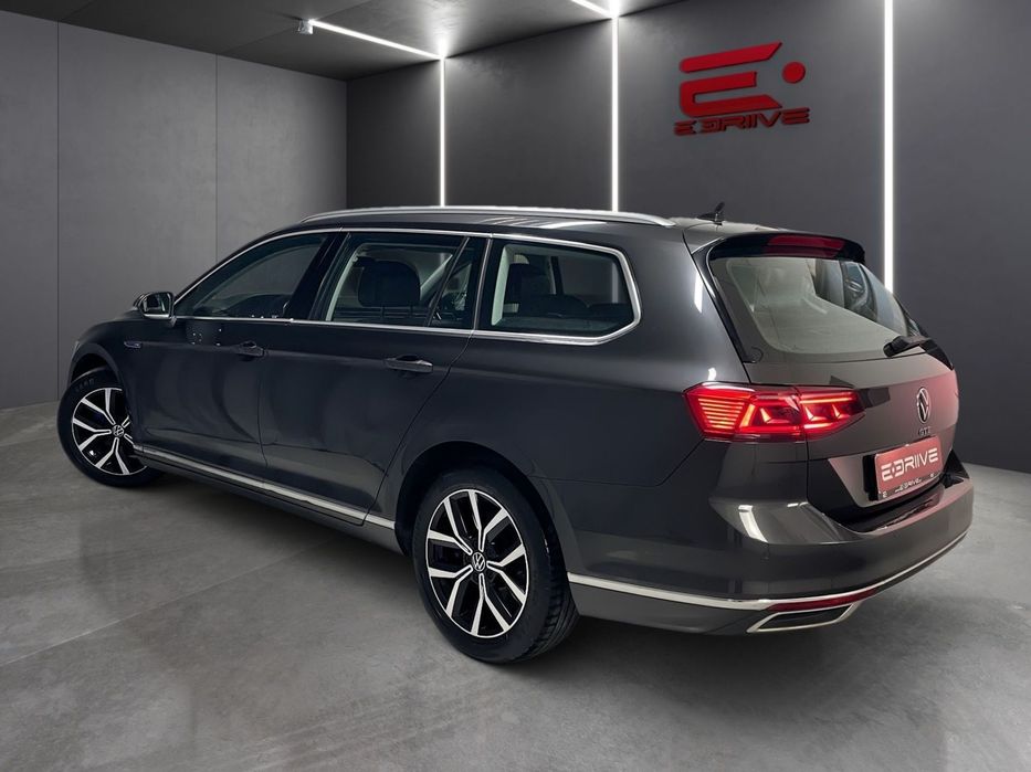 VW Passat