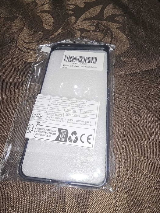 Capa Magnética Premium Samsung Galaxy Z Flip 7 Padrão Fibra de Carbono