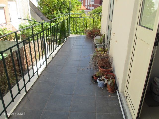 Apartamento T4 na Alameda da Conchada