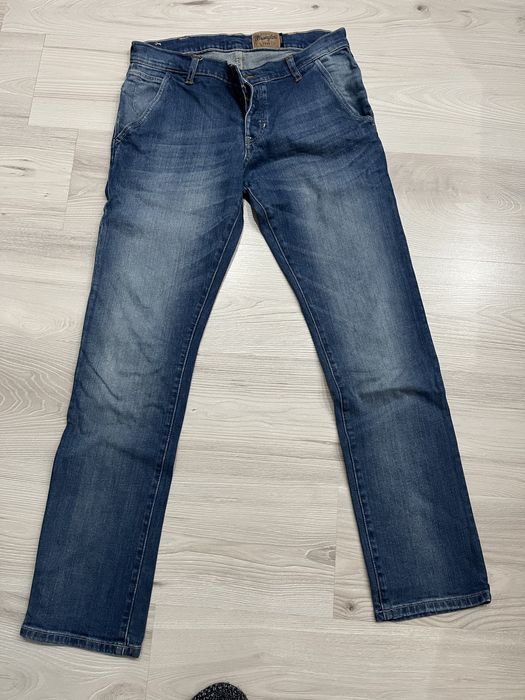 Spodnie jeansowe Wrangler