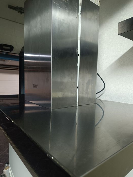 Exaustor Ilha Hotpoint Ariston