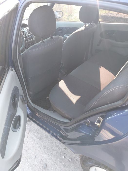 Продам Рено Кліо 2 2004 рік 1.4 бензин