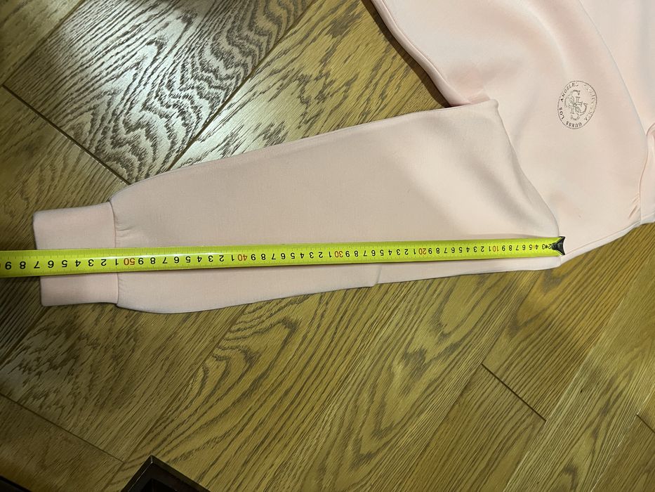 Жіноча кофта Guess