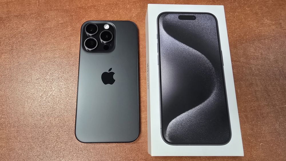 iPhone 15 Pro 128GB czarny, stan db